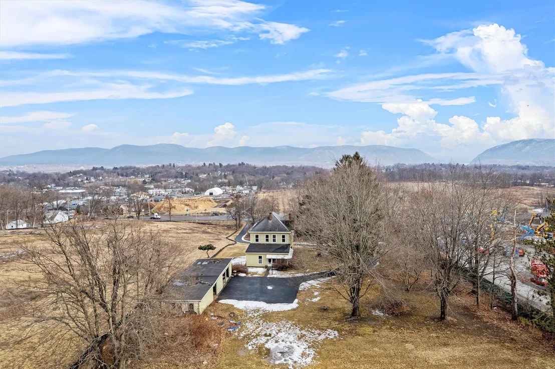 Photo of 114 Windsor Highway