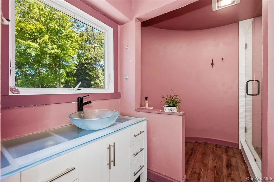 Photo of 35 Melrose Parkway