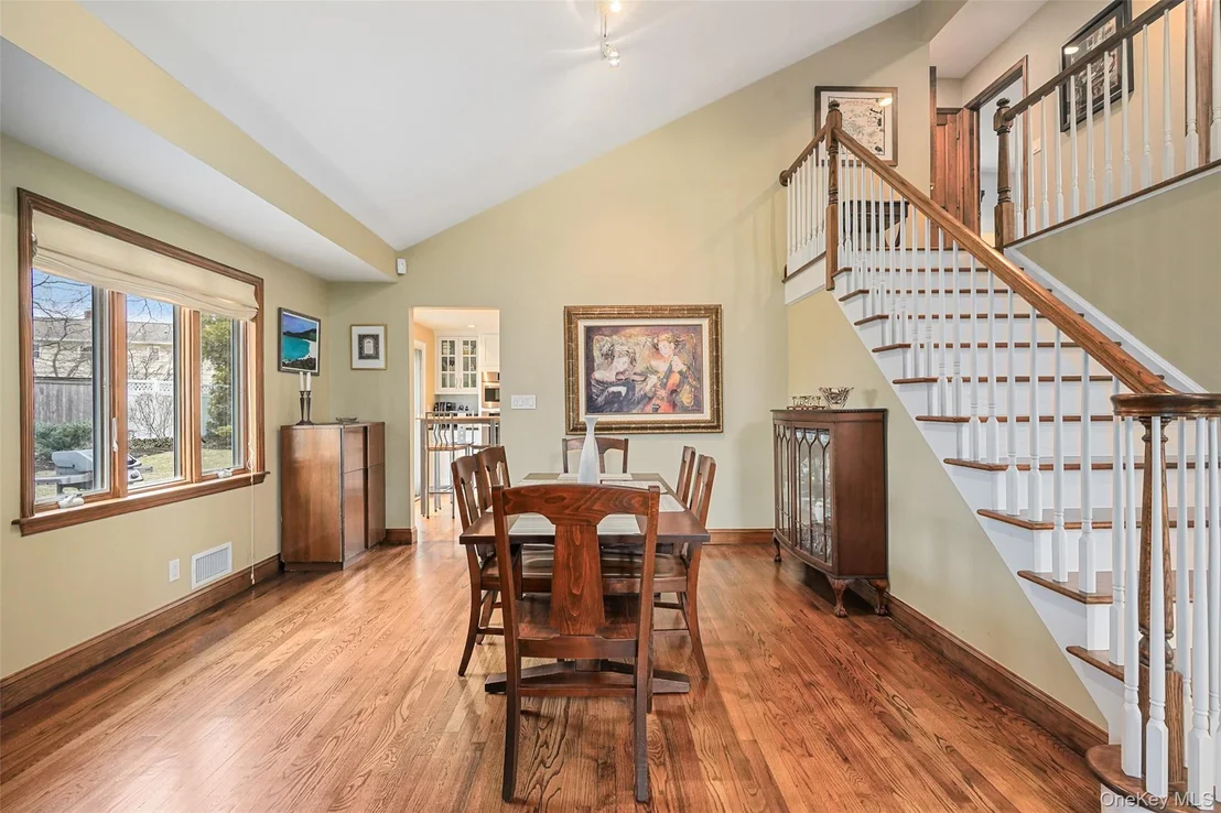 Photo of 6 Old Oak Road