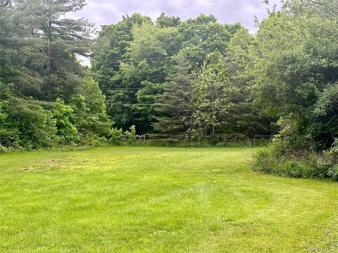 Photo of 5646 Route 82