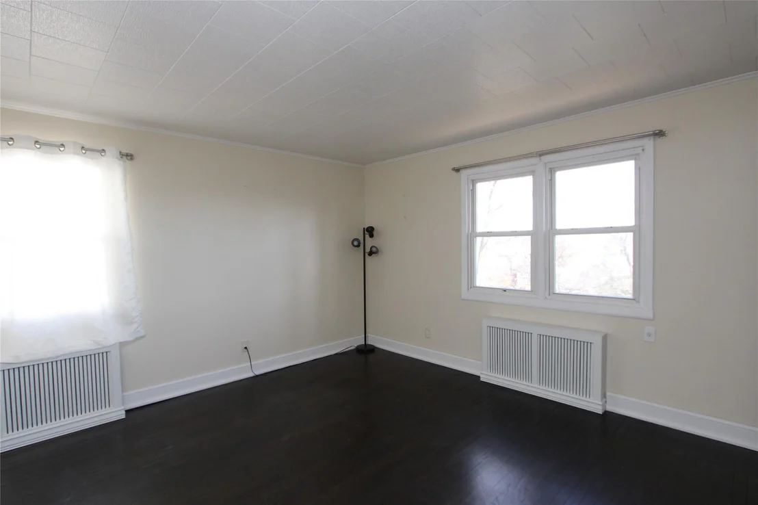 Photo of 134 Cliffside Drive