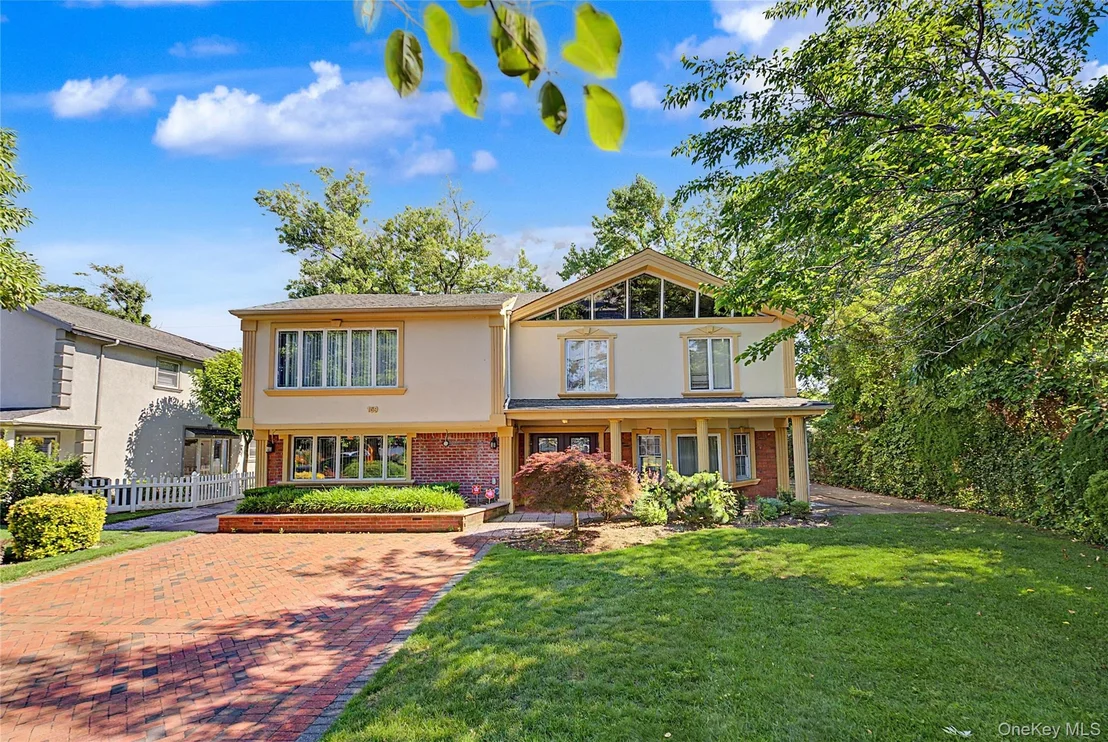 Photo of 159 South Drive