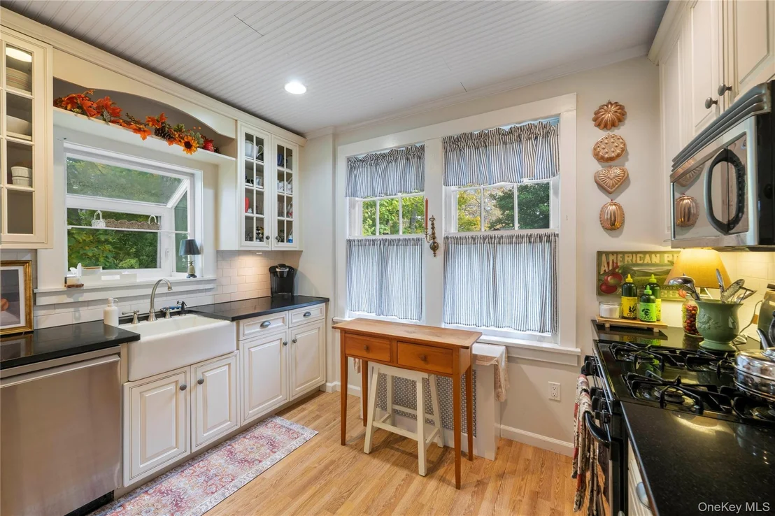 Photo of 83 Sunnyside Drive