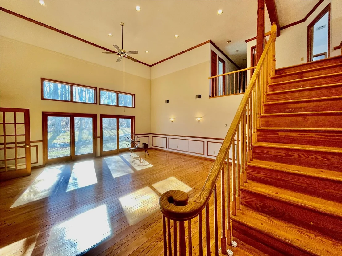 Photo of 71 Saddleback Ridge Road