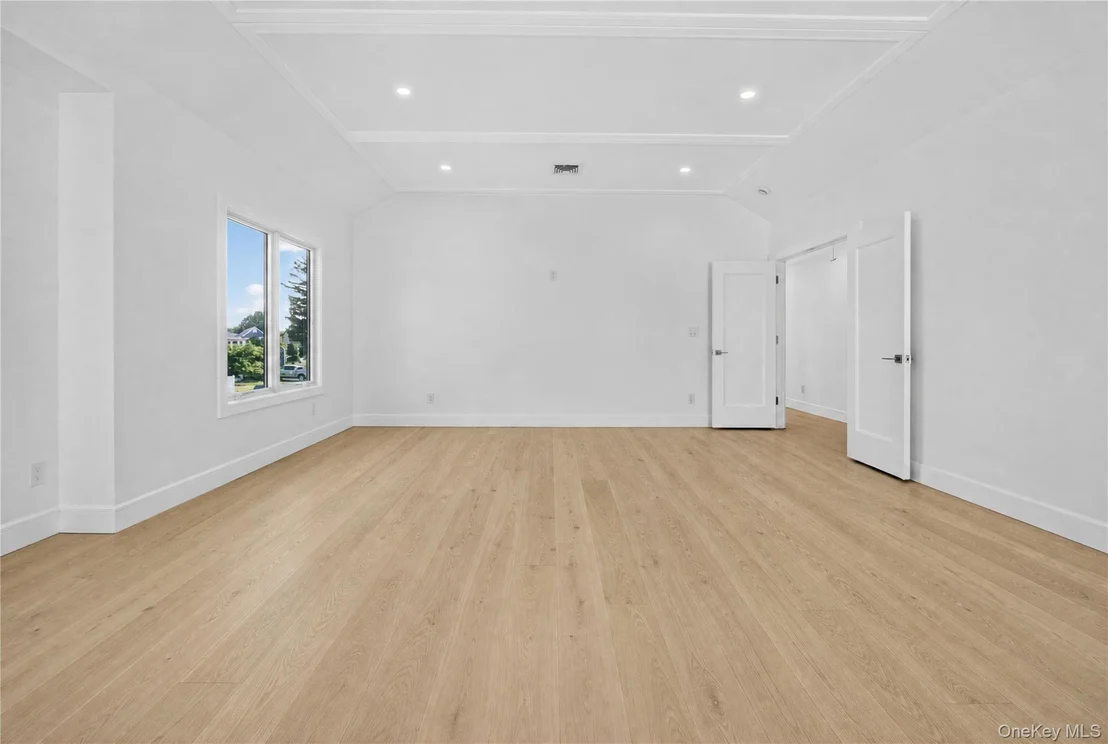 Photo of 44 Meadow Lane