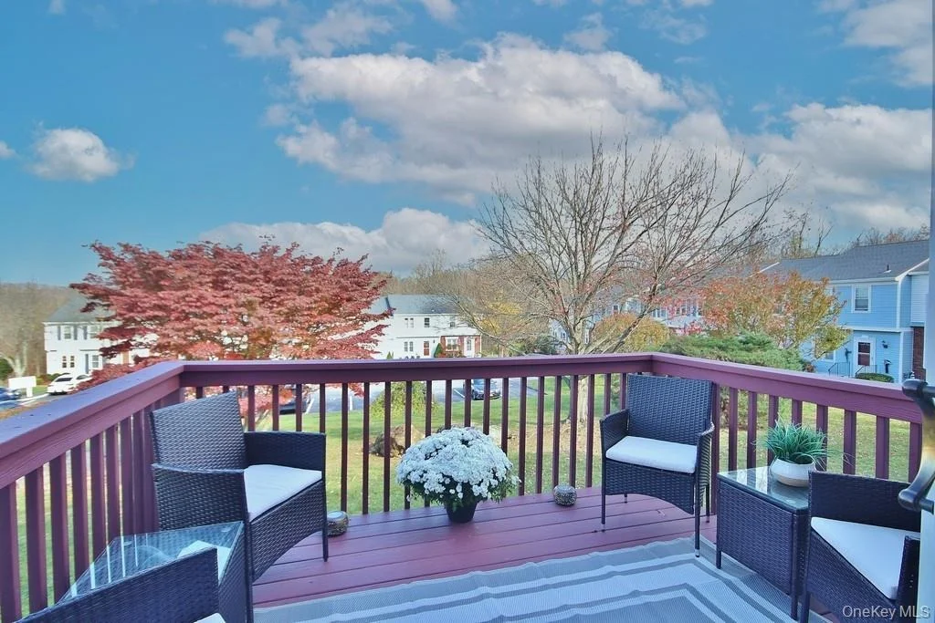 Photo of 902 Williamsburg Drive