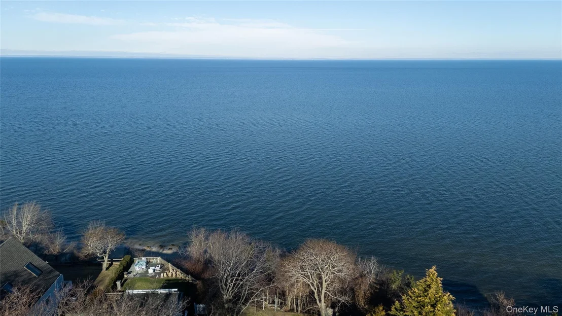Photo of 136 Beach Road