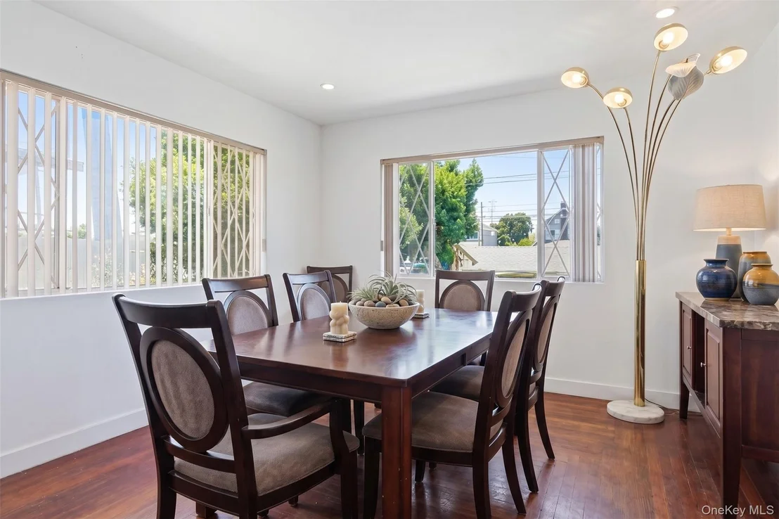 Photo of 1 Moore Avenue