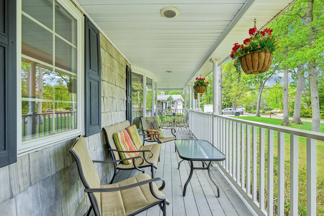 Photo of 8 Clover Drive