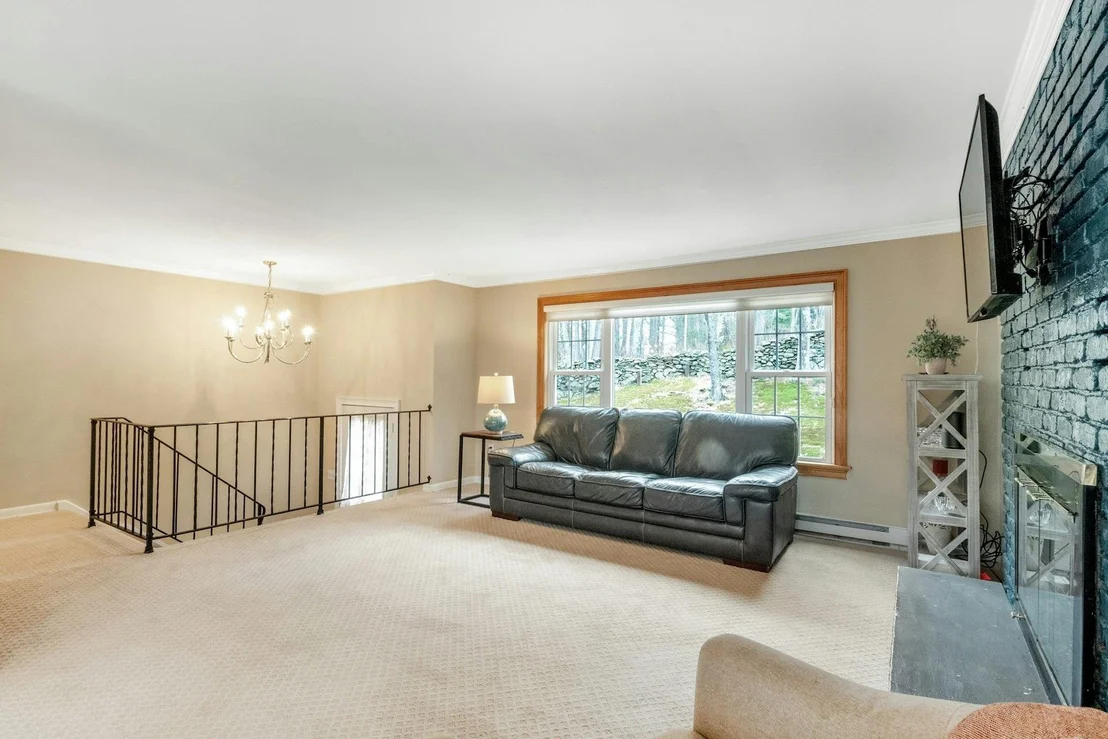 Photo of 19 Split Rock Road