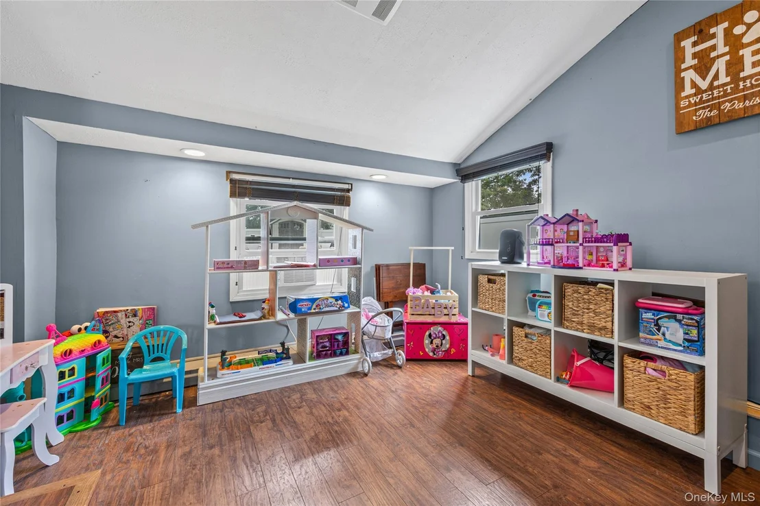 Photo of 47 Barbara Drive