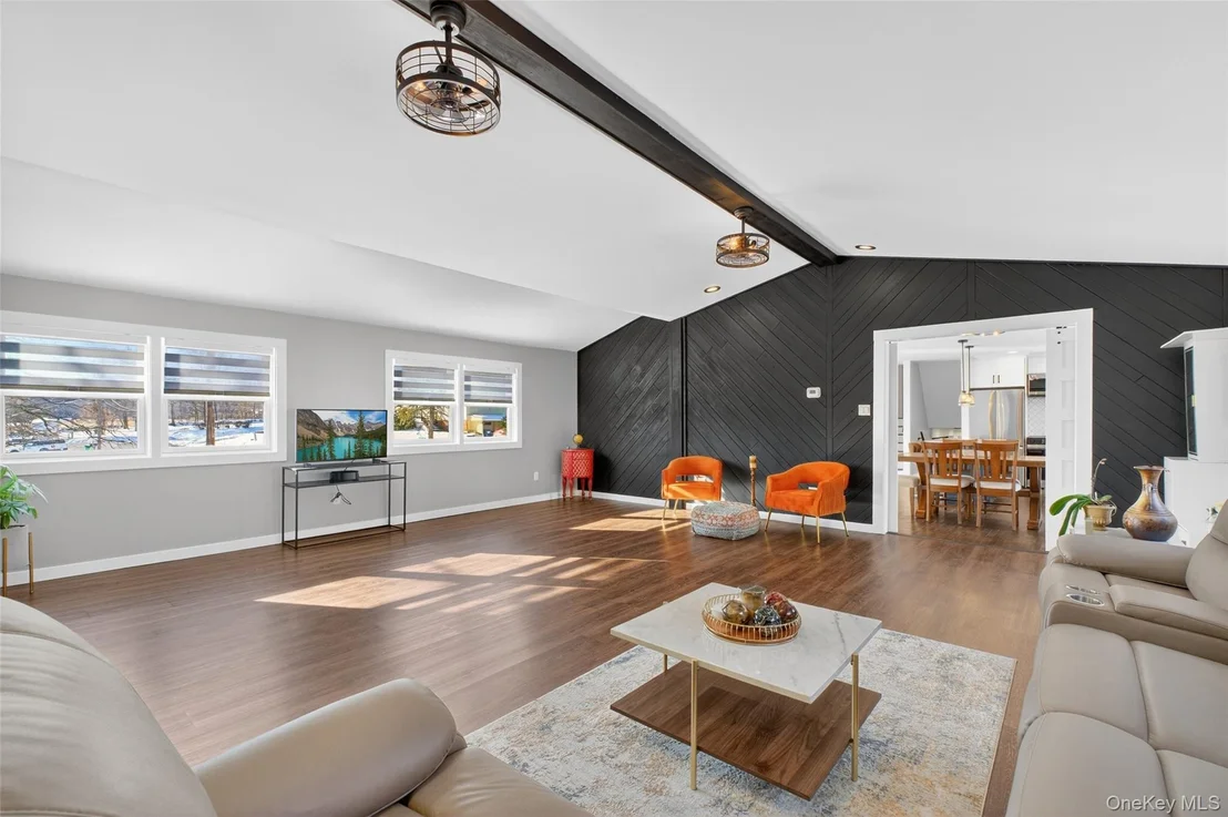 Photo of 10 Elizabeth Drive