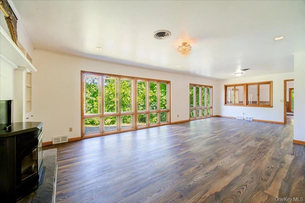 Photo of 23 McIntosh Drive