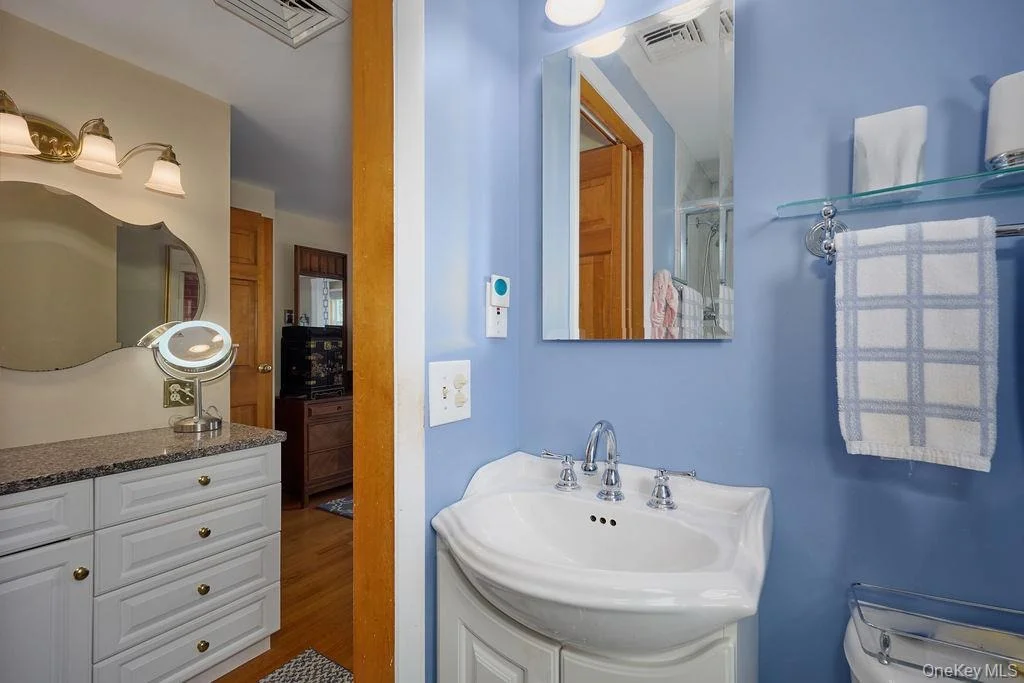 Photo of 8 Carroll Drive