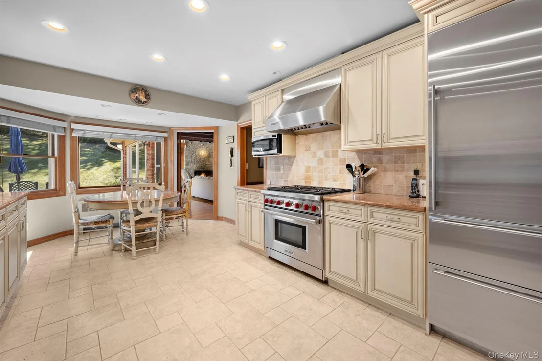 Photo of 22 Ravine Road