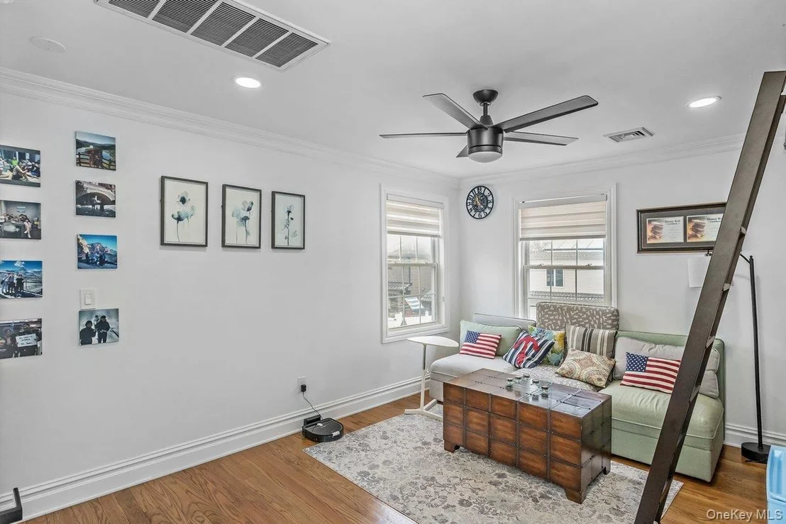 Photo of 7 Sebree Place