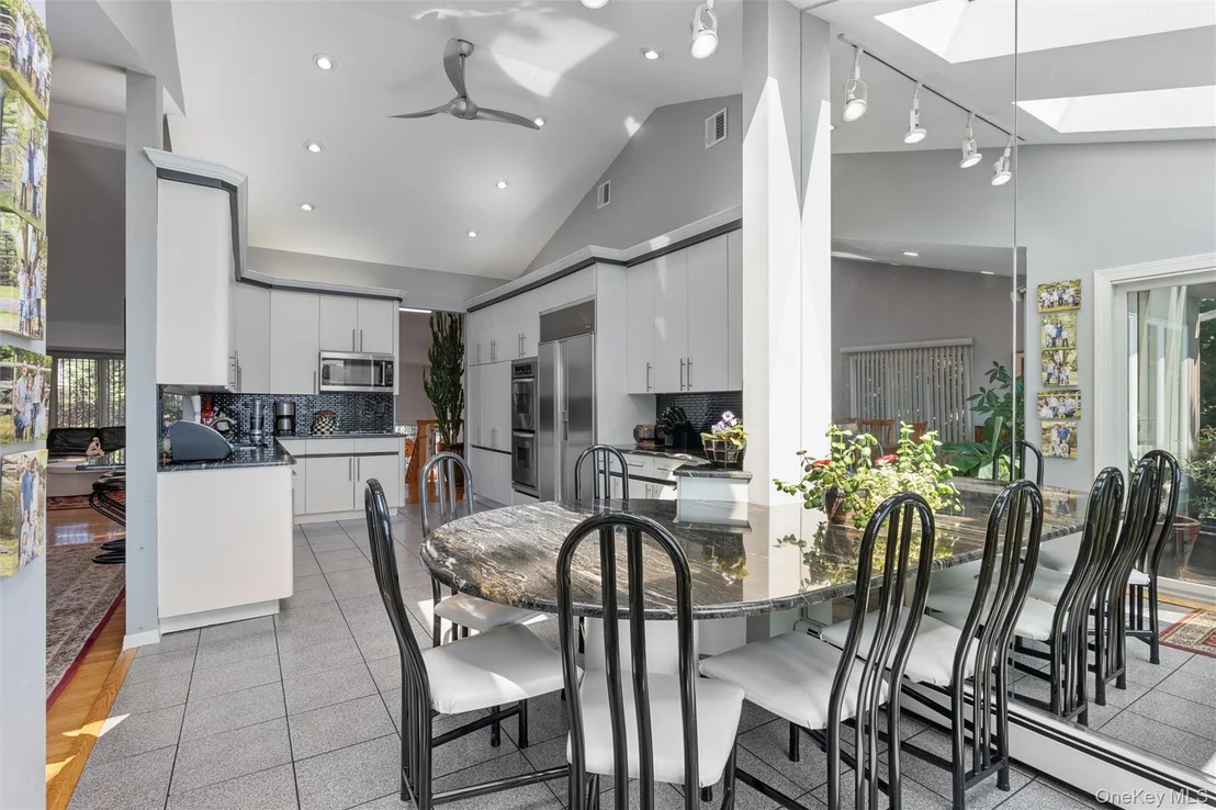 Photo of 2883 Judith Drive