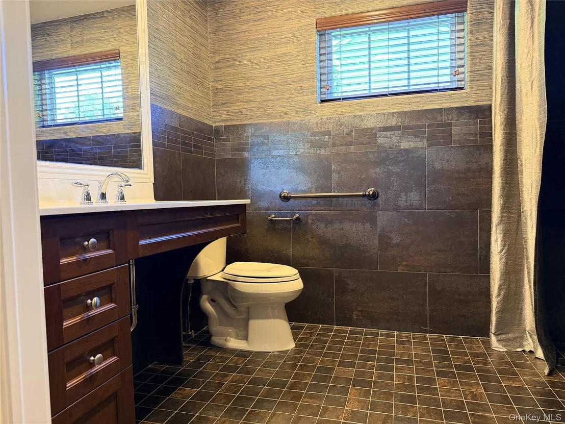 Photo of 38 Hamlet Woods Drive