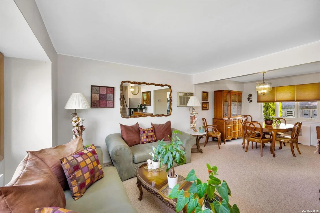 Photo of 25 Redwood Drive