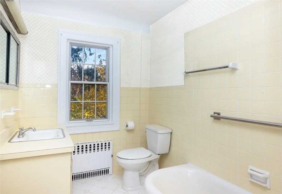 Photo of 44 Sherman Avenue