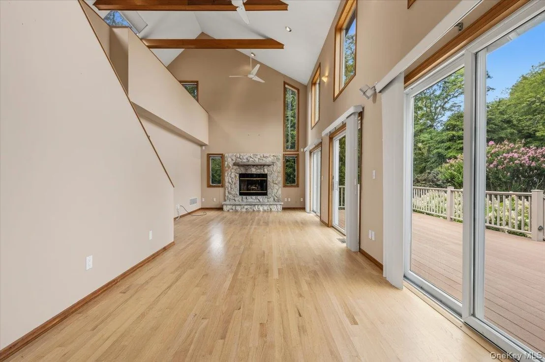 Photo of 2785 Noyack Road