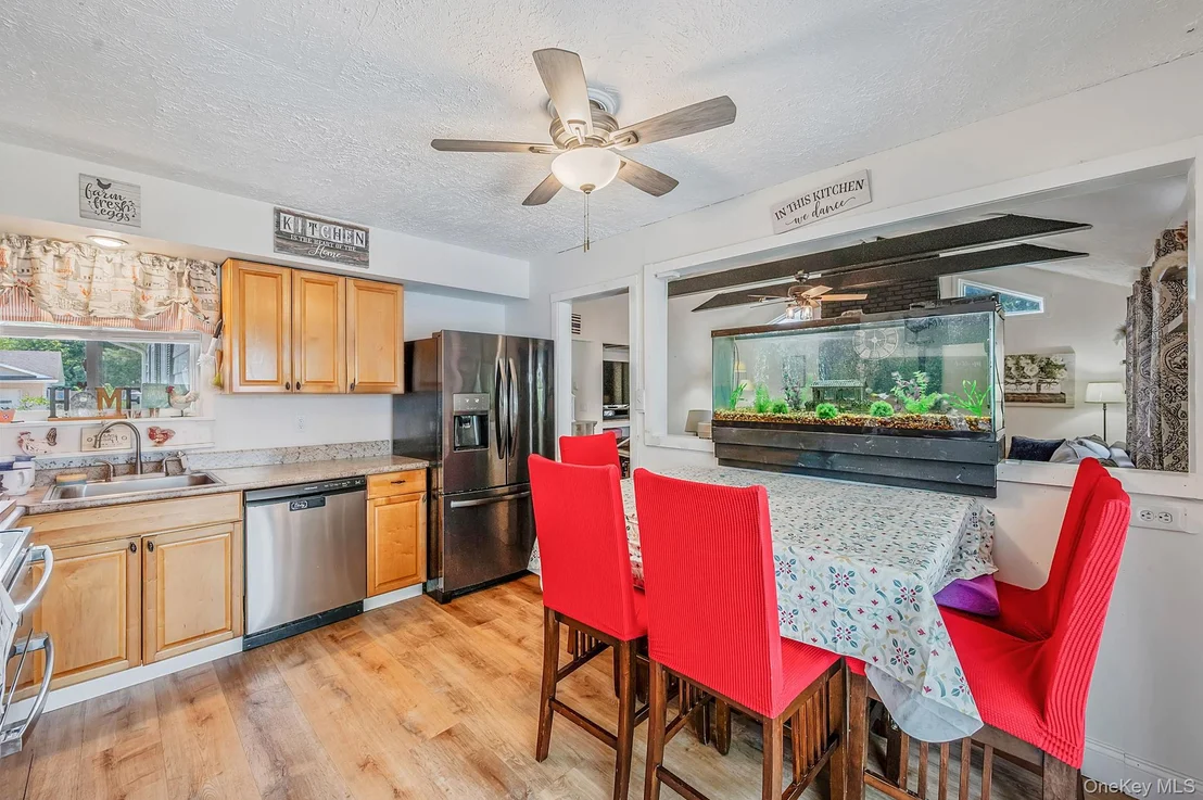 Photo of 40 Elm Avenue