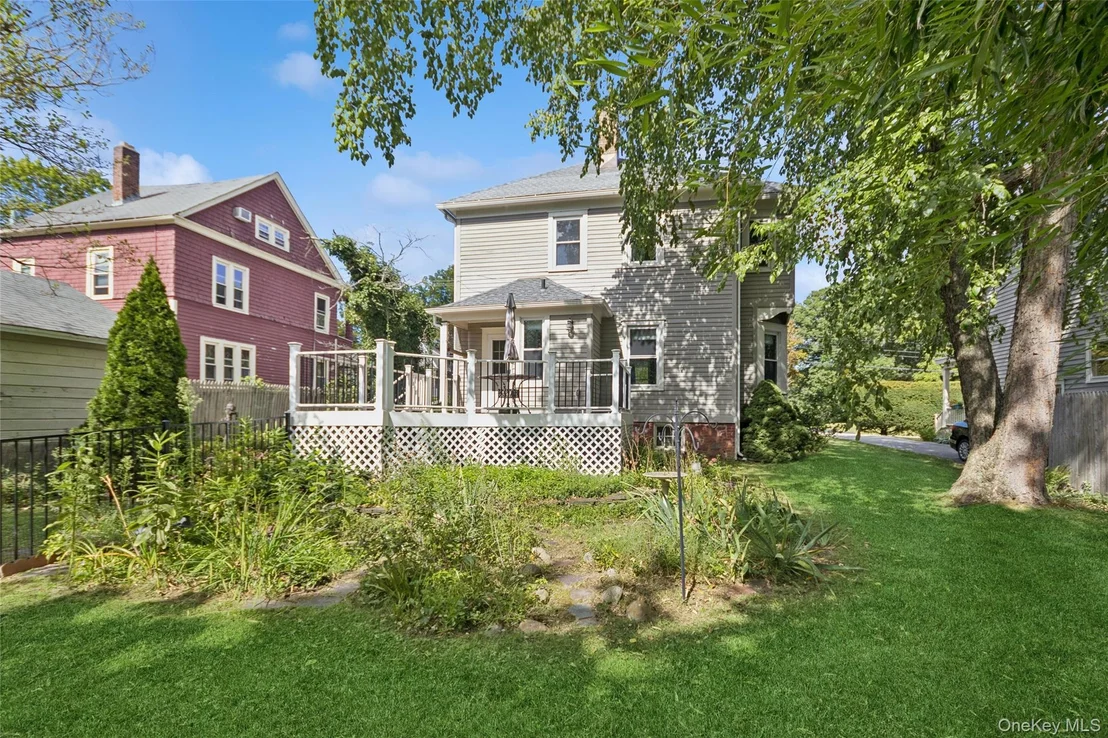 Photo of 23 Willow Avenue