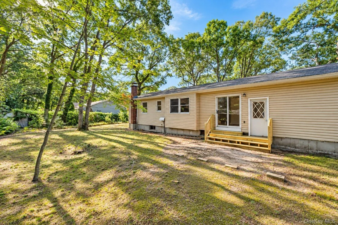 Photo of 50 Fanning Boulevard