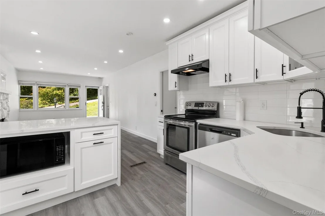 Photo of 6 Brookside Drive