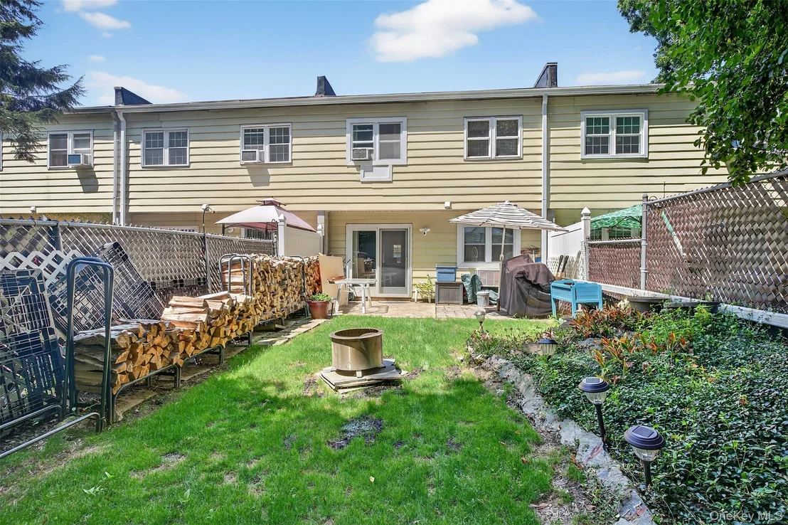 Photo of 5 Roundtree Court