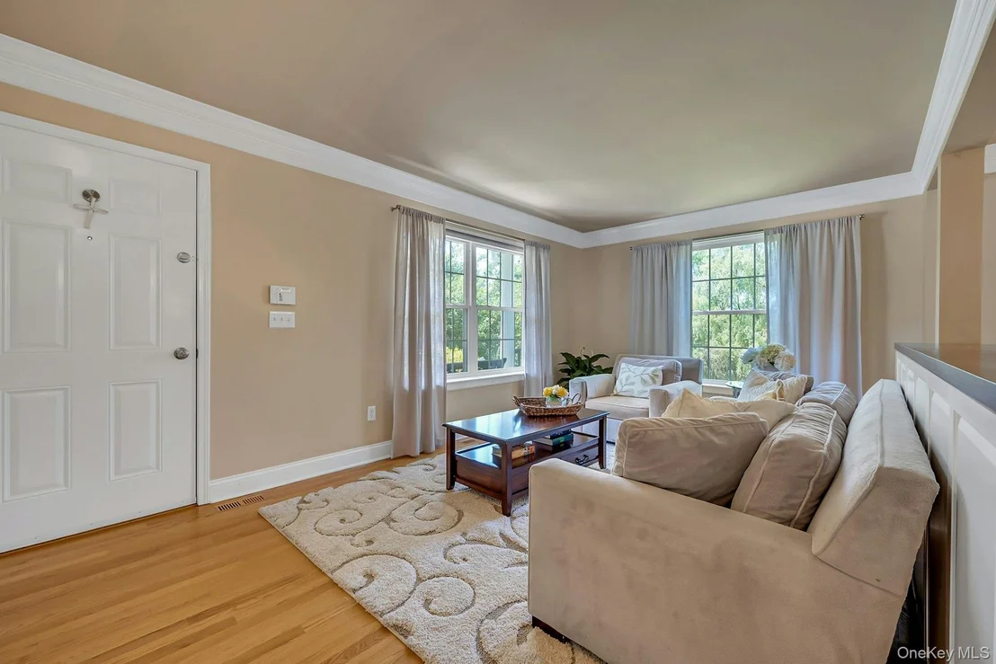 Photo of 1 Thornton Hill