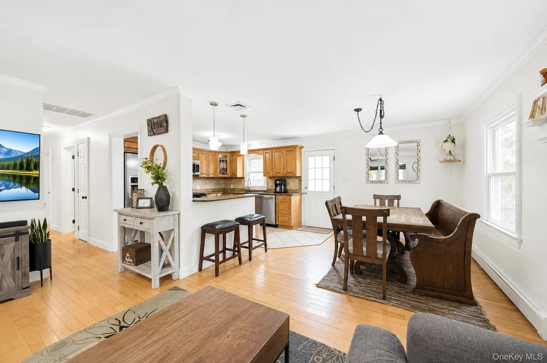 Photo of 18 Hillcrest Road