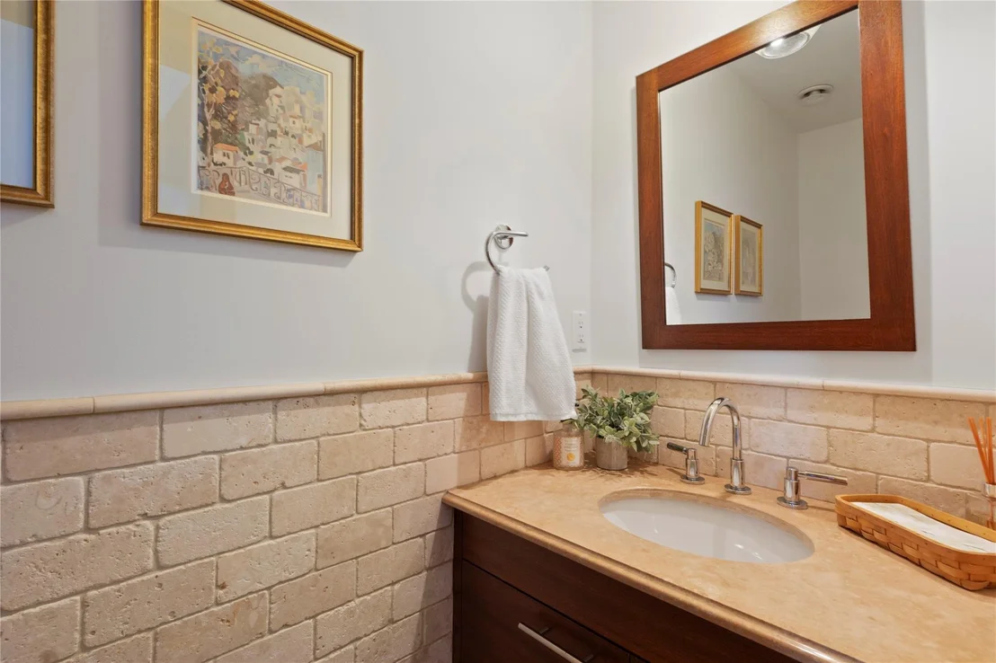 Photo of 44 Riverview Road
