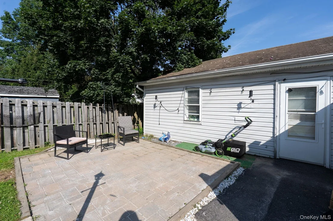 Photo of 54 Boulevard