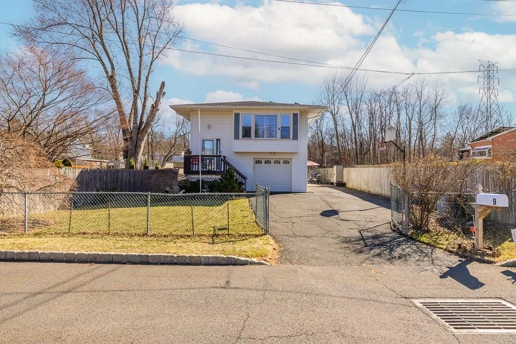 Photo of 9 Jackson Avenue