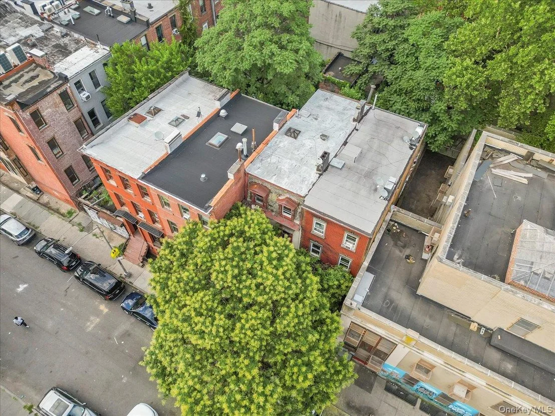 Photo of 339 E 140th Street