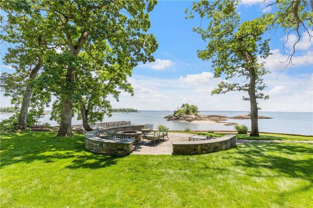 Photo of 6 Shore Road