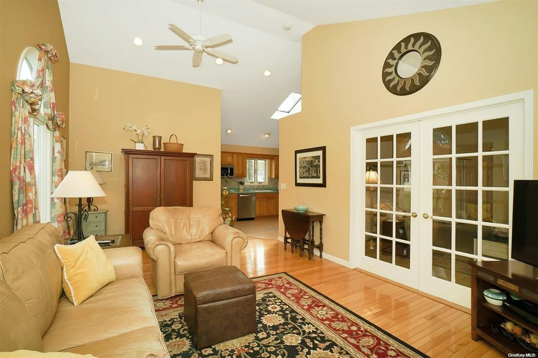 Photo of 9 Hallowell Lane