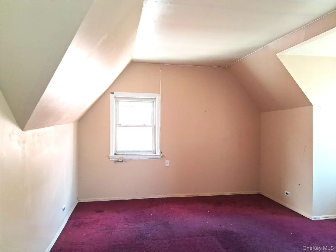 Photo of 3247 Hone Avenue