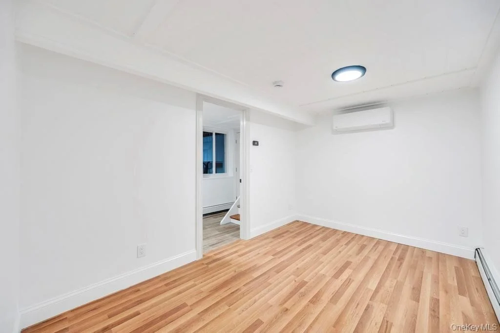 Photo of 2 Dolphin Way