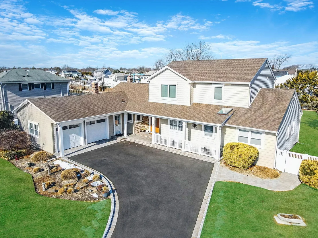 Photo of 24 Lucinda Drive