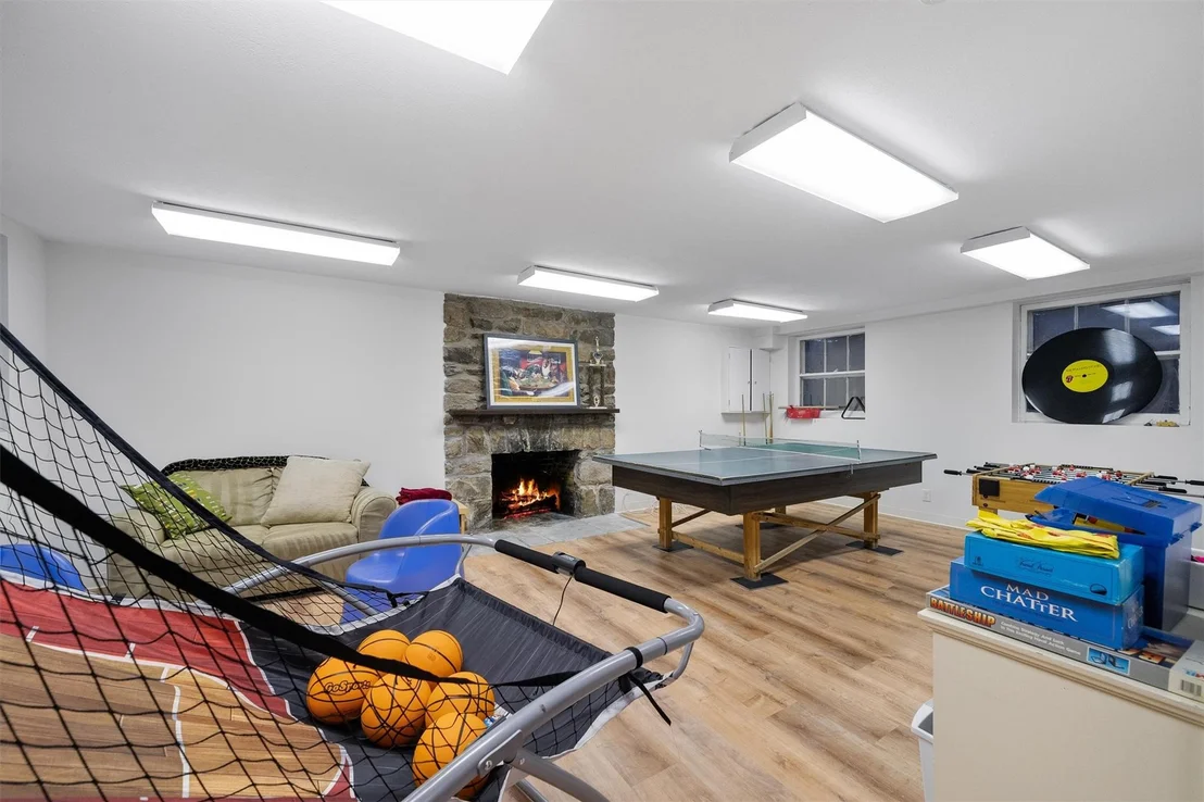 Photo of 33 Cushman Road