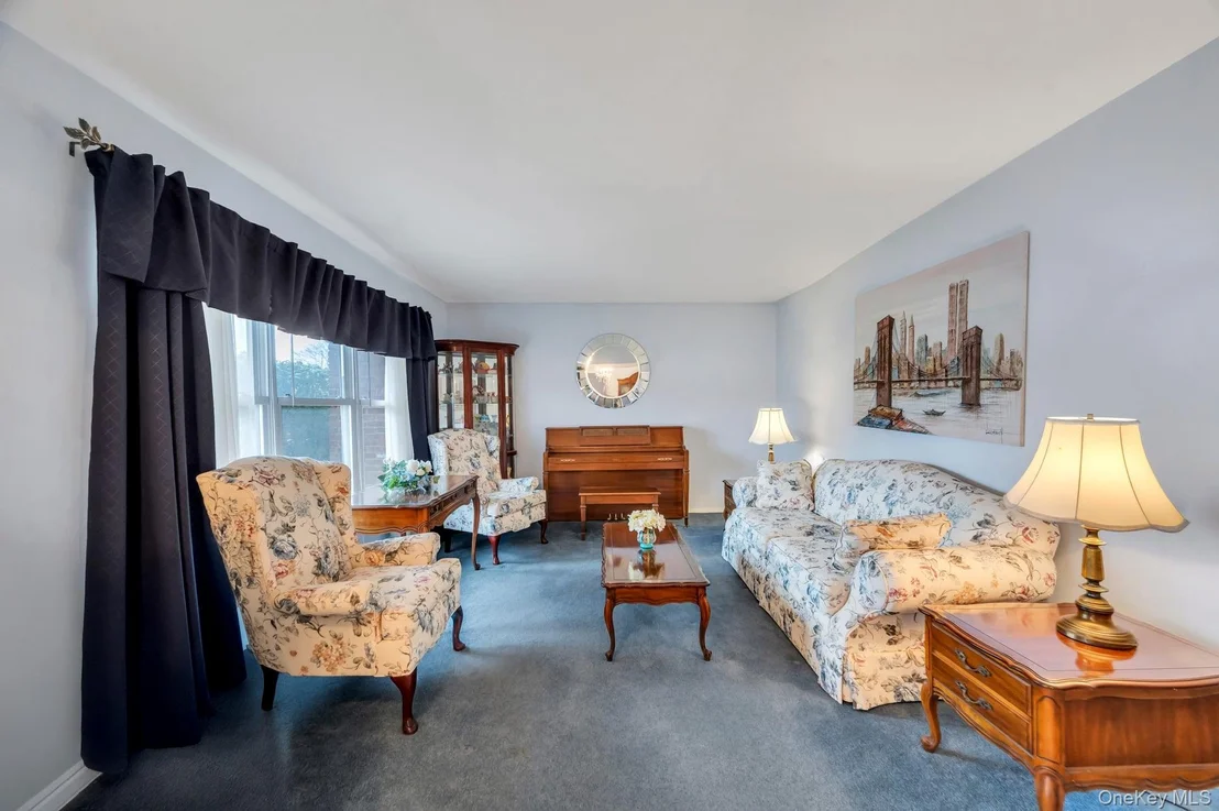 Photo of 40 Sequoia Way