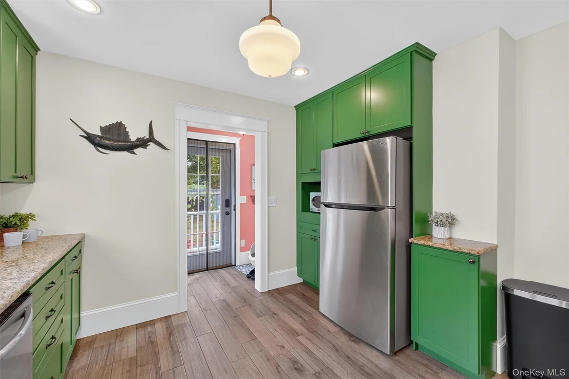 Photo of 13 Parkwood Boulevard