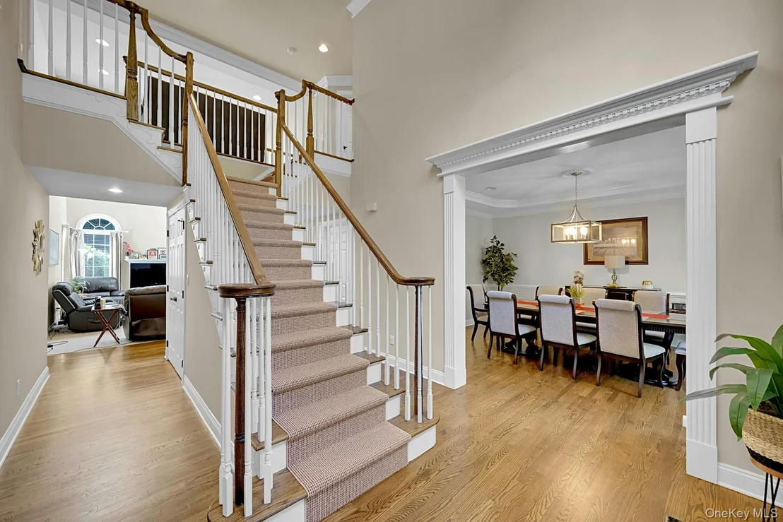 Photo of 16 Eagle Court