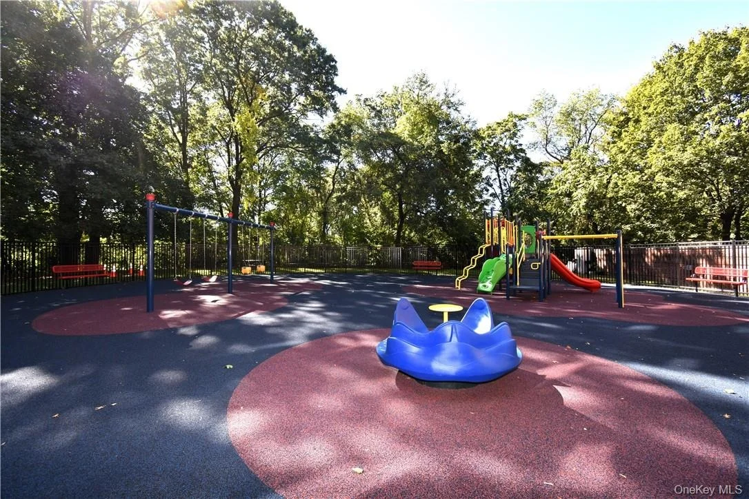 Photo of Unit B38 at 796 Bronx River Road