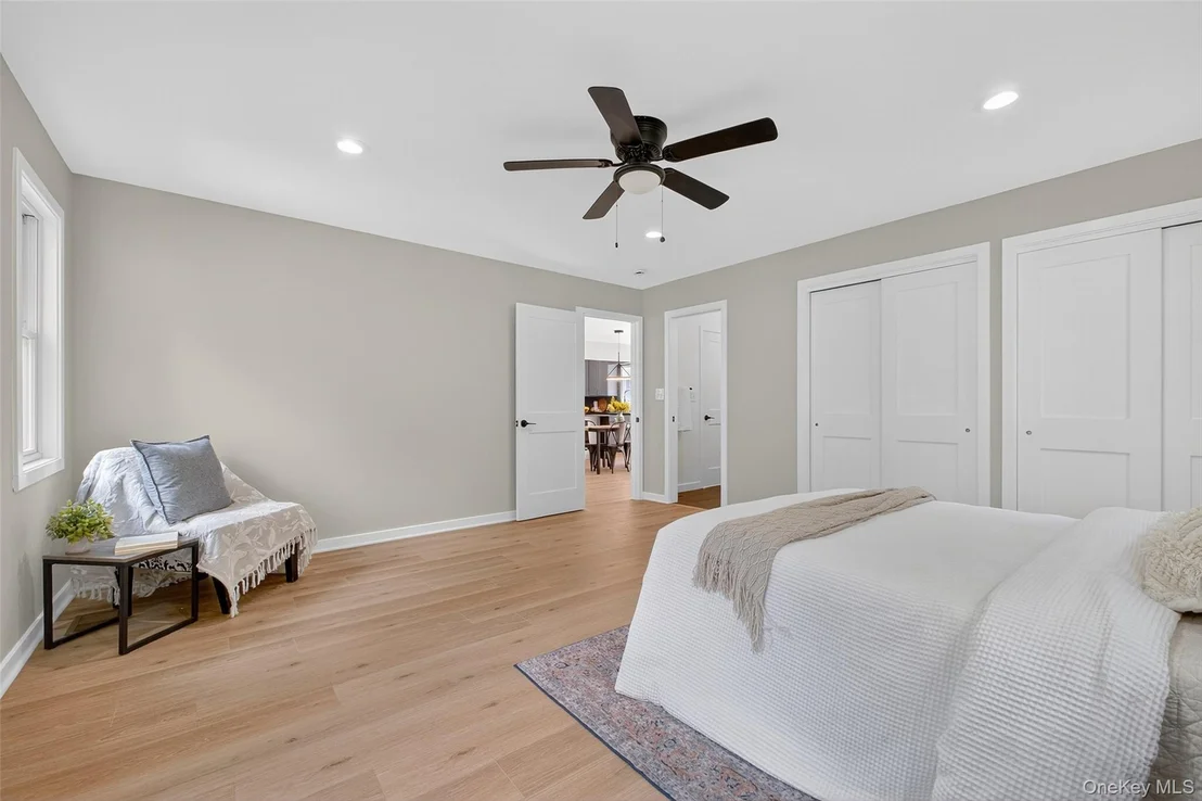 Photo of 1759 Maple Avenue