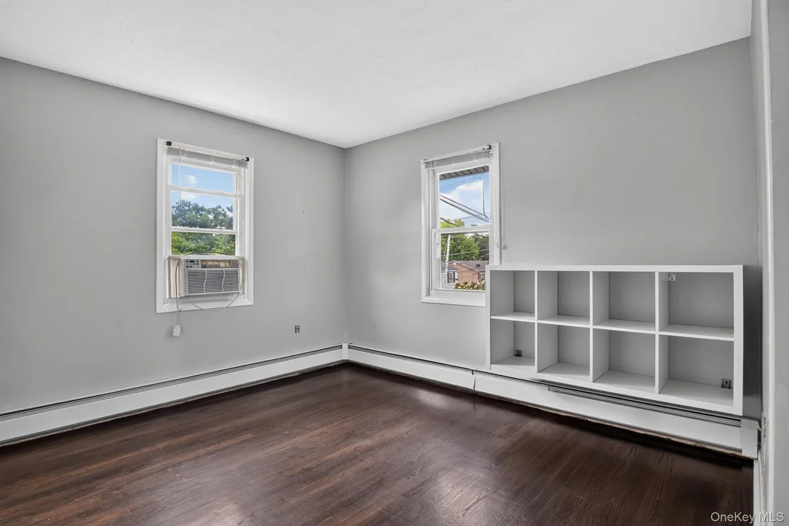 Photo of 30 Chestnut Avenue