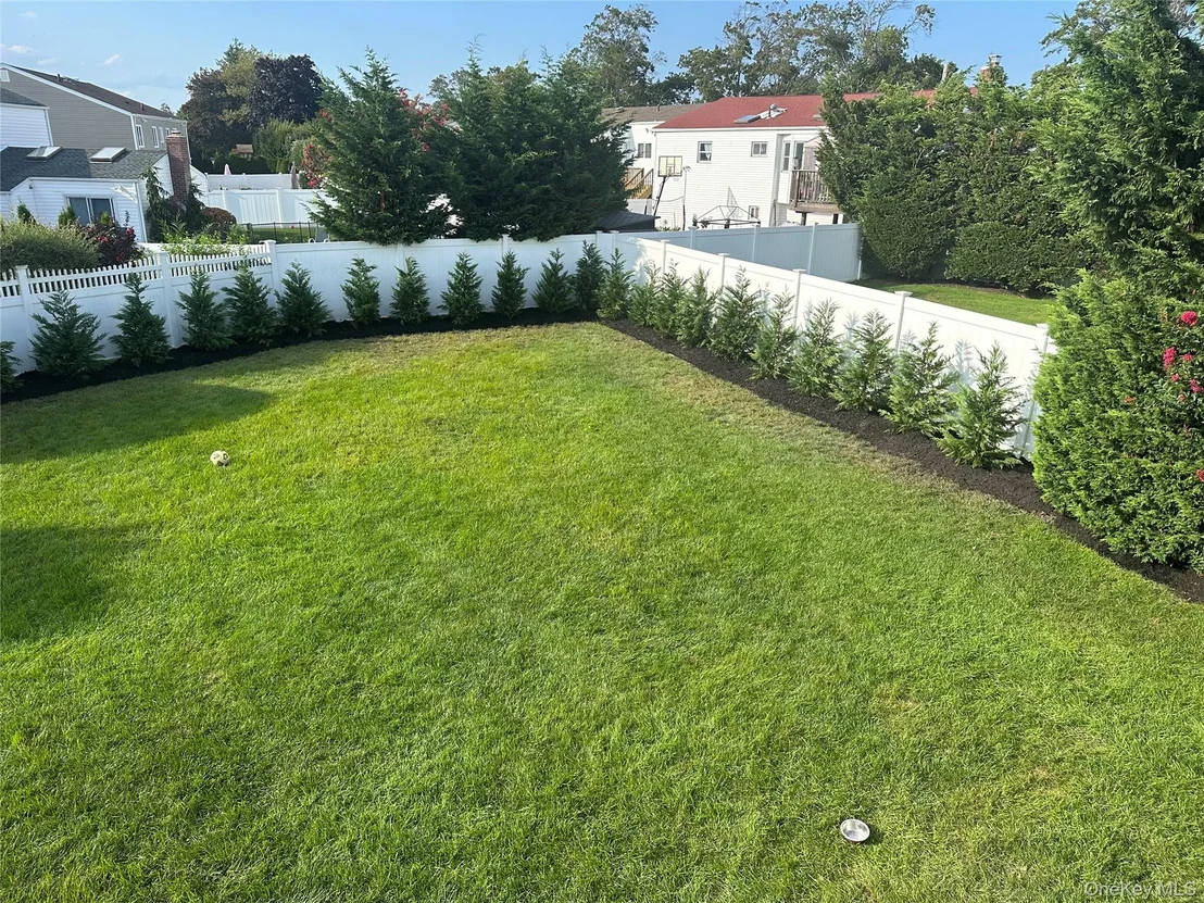 Photo of 1827 Glenn Lane