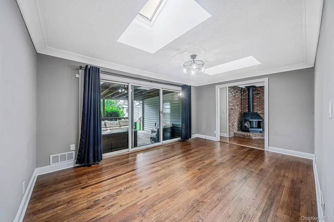 Photo of 18 Edi Avenue